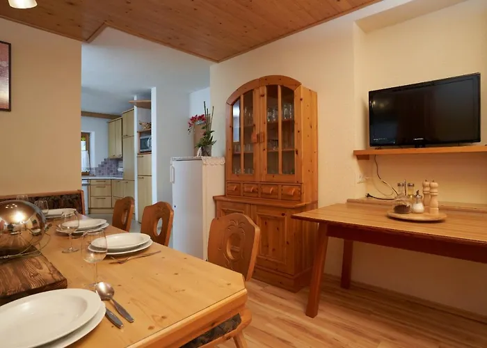 Almaar - Arno's Hoamat Apartment